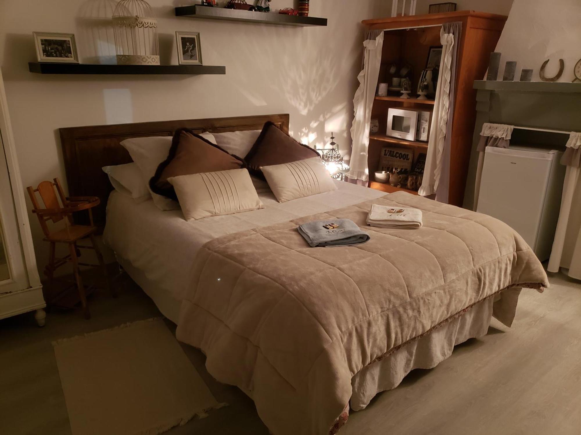 Chez Didier Et Vero Houville-la-Branche 外观 照片